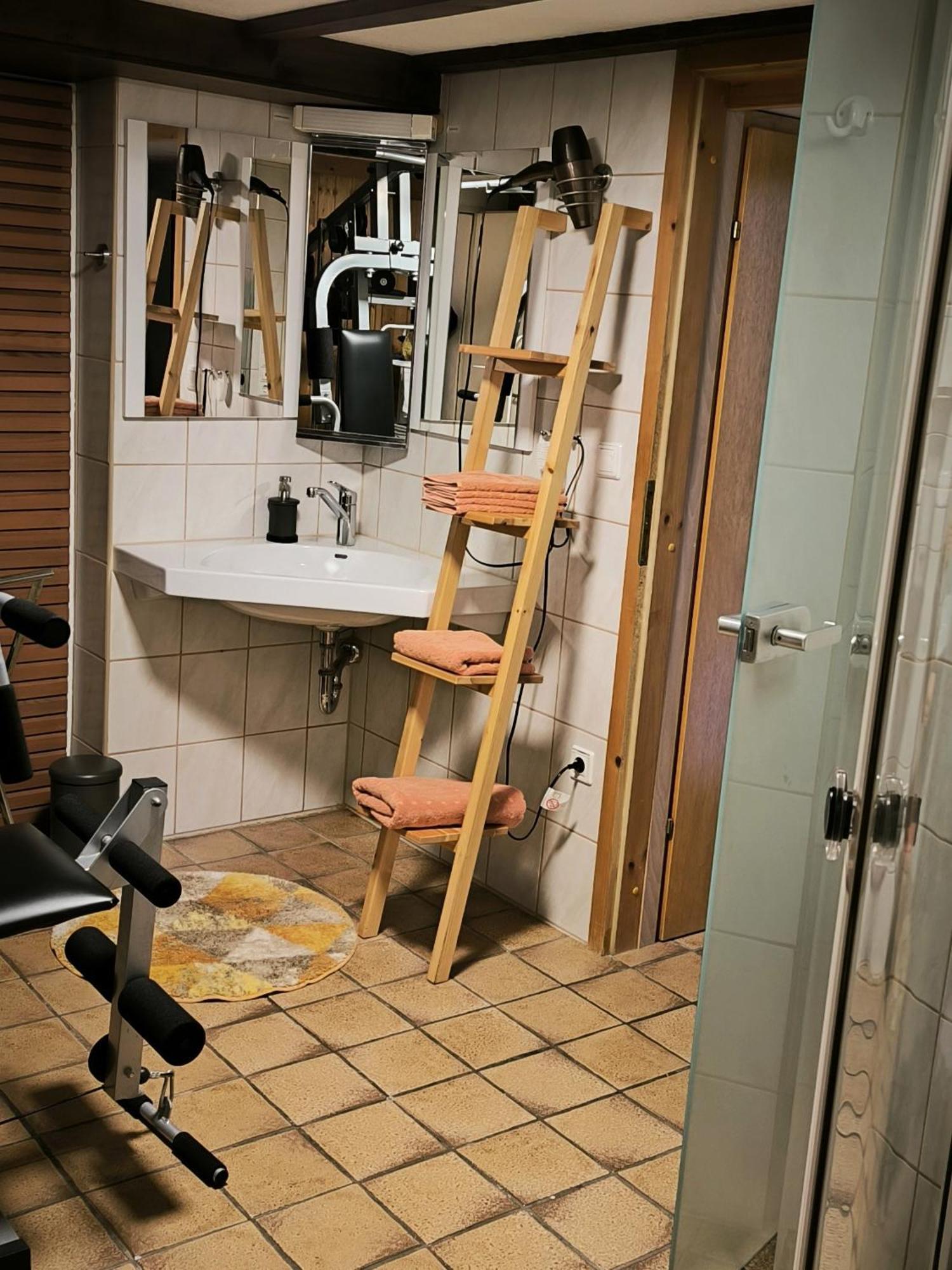 Apartment Gabriele Синшайм Екстериор снимка